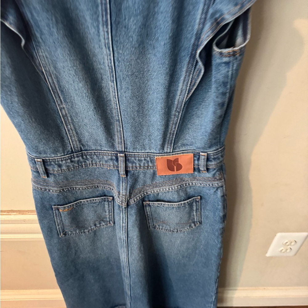 Denim  BASH Sleeveless Dress with Ruffle Sleeves new in a size small - Picture 6 of 10